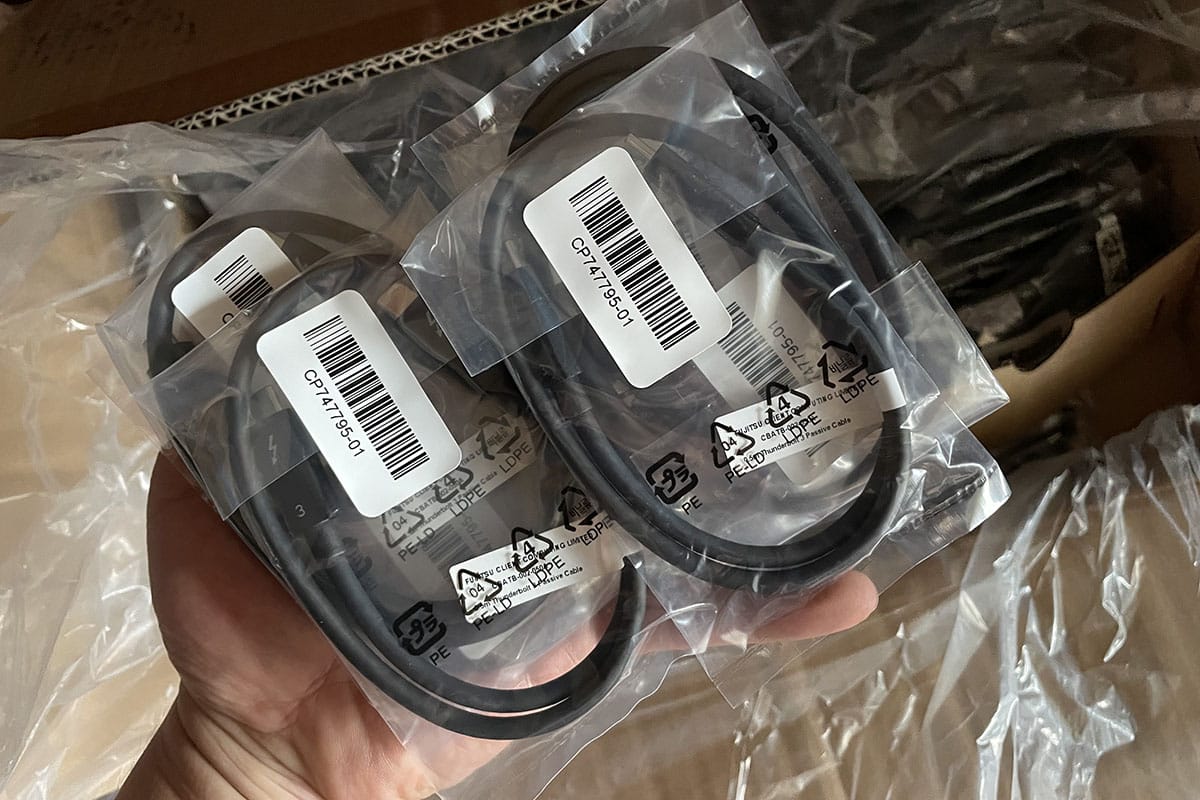 40G 100W thunderbolt3/4富士通Fujitsu 雷电数据线100瓦 5A充电线 5k/8k信号线