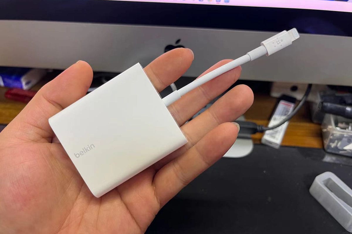 Belkin 以太网和电源适配器 FBJ227 闪电接口适用于 Apple iPad Pro、iPad Mini、iPad Air 和 iPhone