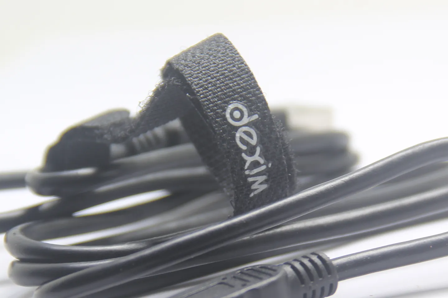 DEXIM(德鑫明)1米适配老设备安卓手机门锁CCD相机数据线USB转迷你USB miniUSB DEXIM(德鑫明)1米适配老设备安卓手机门锁CCD相机数据线USB转迷你USB miniUSB