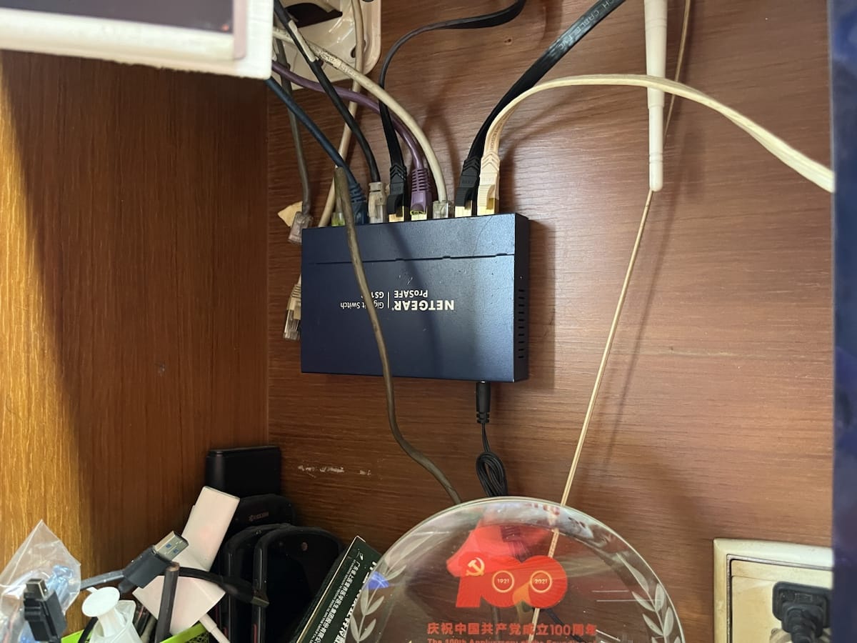 买了一个8口万兆电口交换机，替换千兆的感受一下