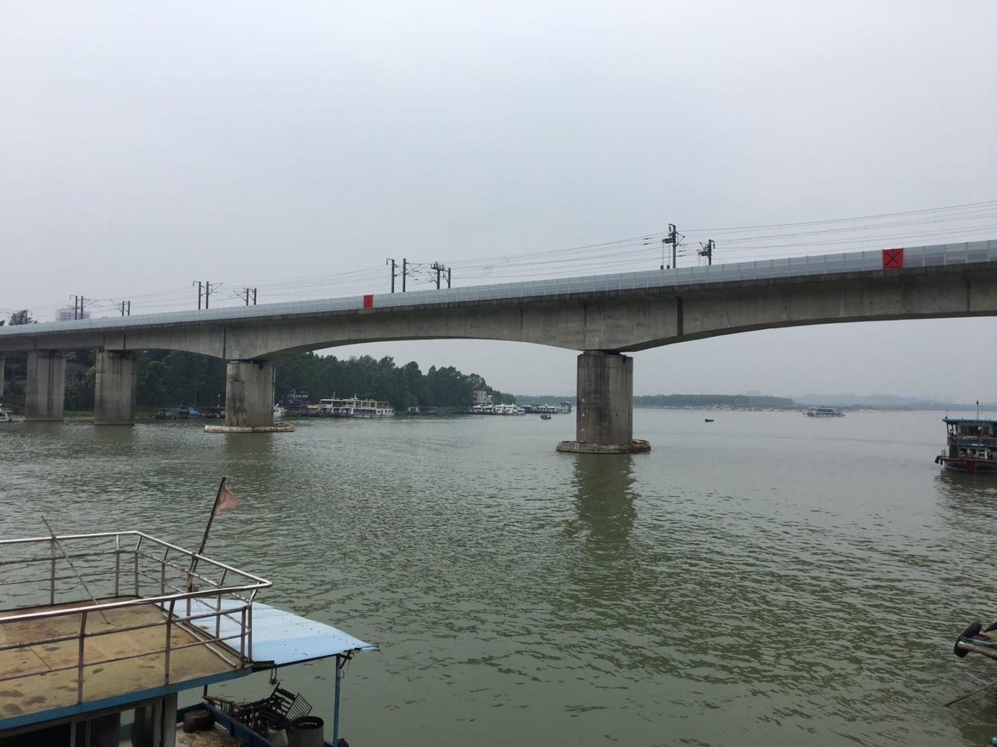 五一劳动节 一家人来清远市白庙码头