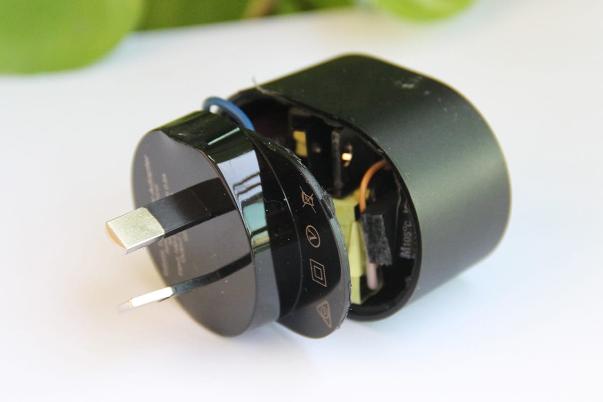 全新原装正品 魔声Beats Studio Solo2 pill beats耳机充电器5V2.1A 澳标八角 BEATS by Dr. Dre USB Power Adapter Wall Charger 10W 5V B0507