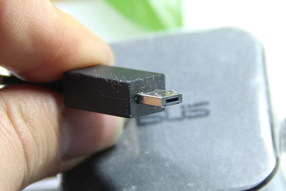 华硕12V2A电源适配器ASUS Chromebook C100PA C201PA笔记本充电线