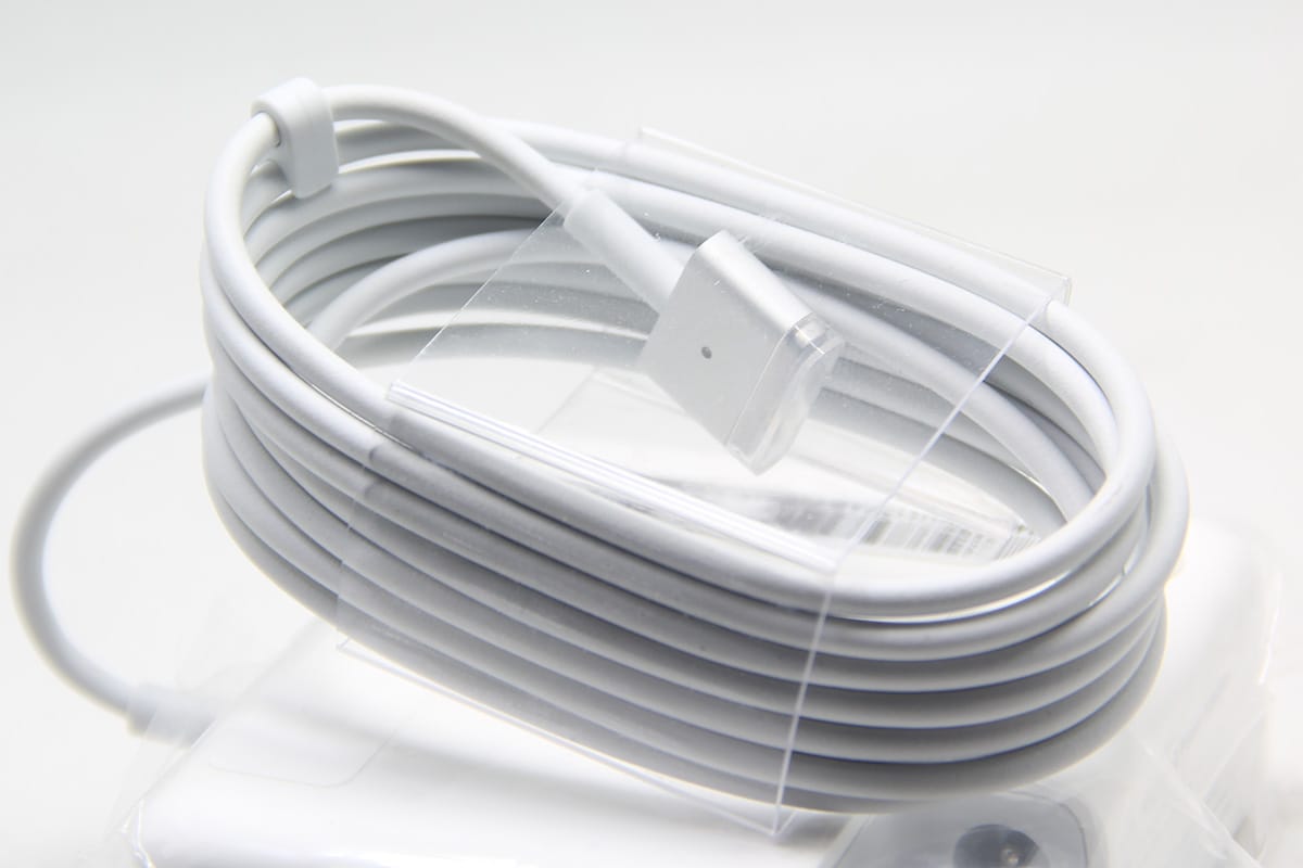 原装Apple MagSafe/MagSafe2 牙刷头/直头/电源适配器45瓦 60瓦 85瓦 老款10-15年MACbookpro 充电器 原装Apple MagSafe/MagSafe2 牙刷头/直头/电源适配器45瓦 60瓦 85瓦 老款10-15年MACbookpro 充电器