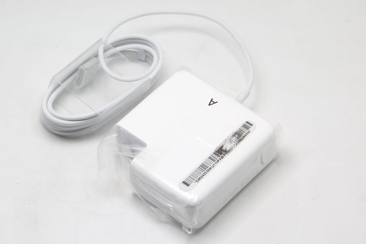 原装Apple MagSafe/MagSafe2 牙刷头/直头/电源适配器45瓦 60瓦 85瓦 老款10-15年MACbookpro 充电器 原装Apple MagSafe/MagSafe2 牙刷头/直头/电源适配器45瓦 60瓦 85瓦 老款10-15年MACbookpro 充电器