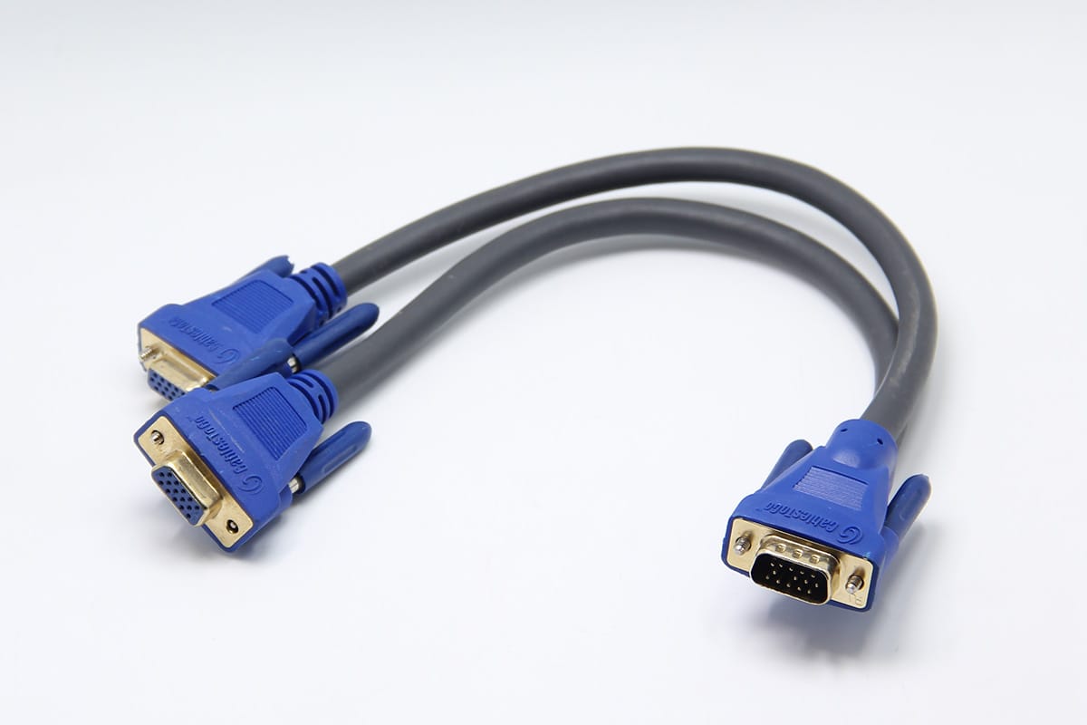 原装cablestogo24K镀金 VGA一分二视频线 显示器分离Y型线 29610