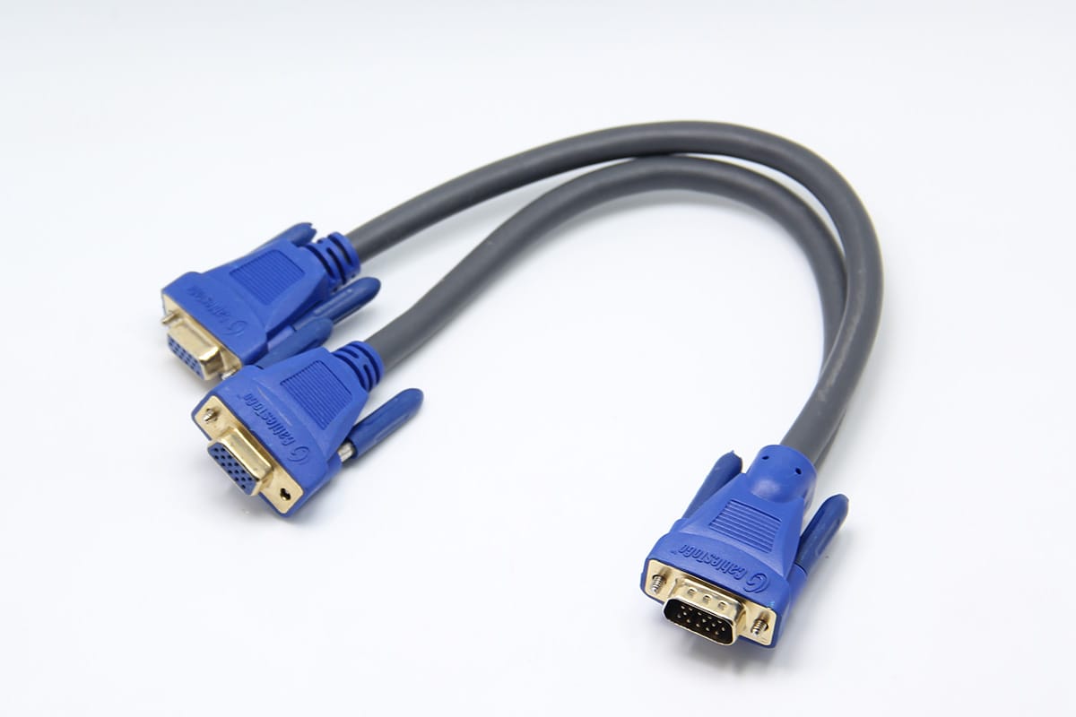 原装cablestogo24K镀金 VGA一分二视频线 显示器分离Y型线 29610