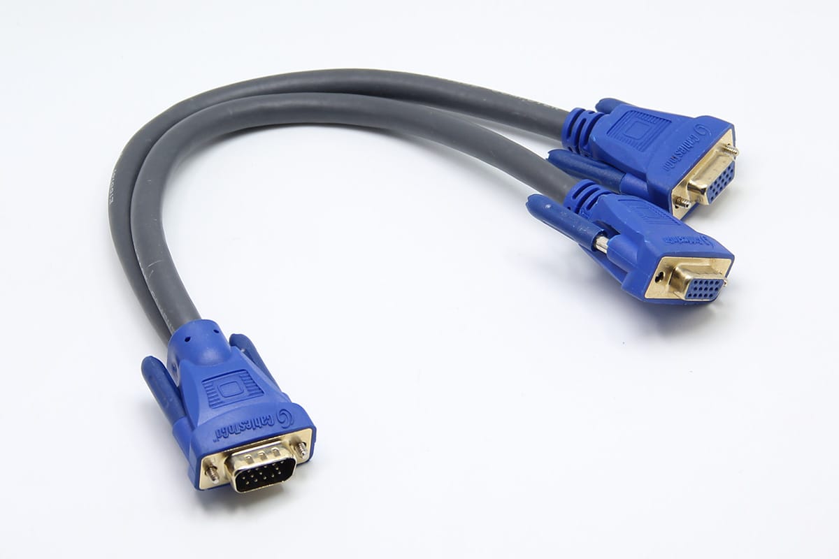 原装cablestogo24K镀金 VGA一分二视频线 显示器分离Y型线 29610