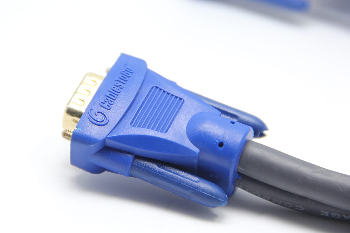 原装cablestogo24K镀金 VGA一分二视频线 显示器分离Y型线 29610
