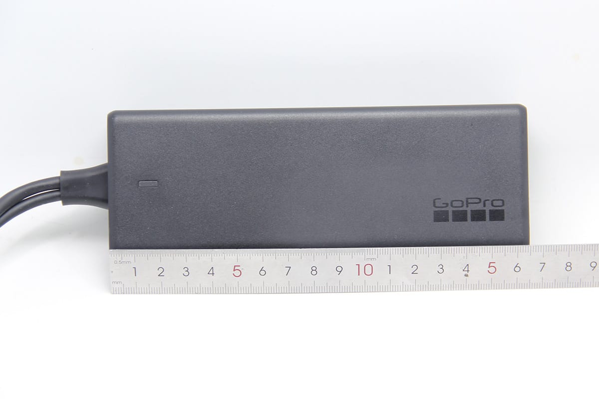 原装全新go pro业力充电器Karma Grip USB-C设备电源 KWSK1 84W 原装全新go pro业力充电器Karma Grip USB-C设备电源 KWSK1 84W