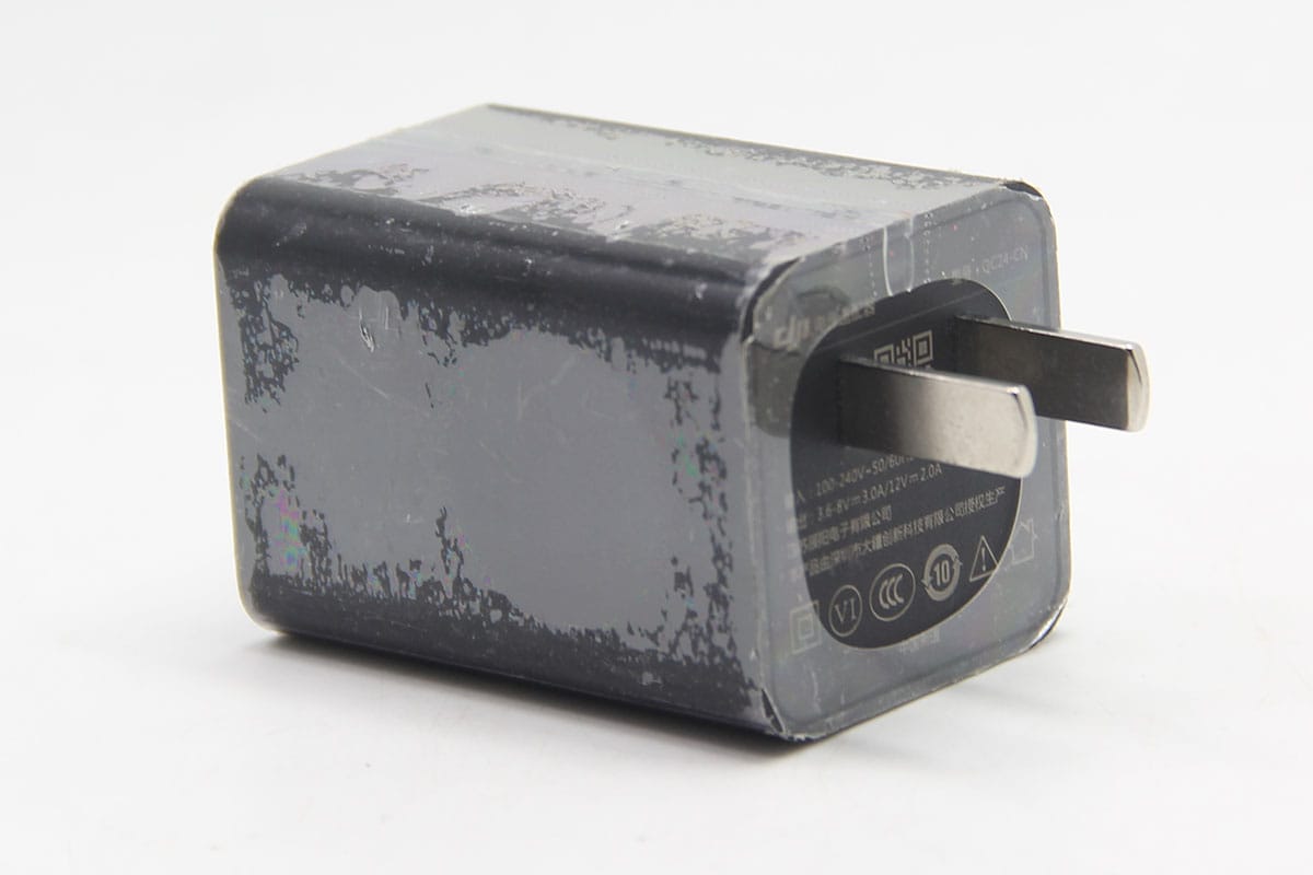 原装大疆 QC充电器 3.6-8V 3A/ 12V 2A 兼容大疆平台充电安卓手机等快充24W