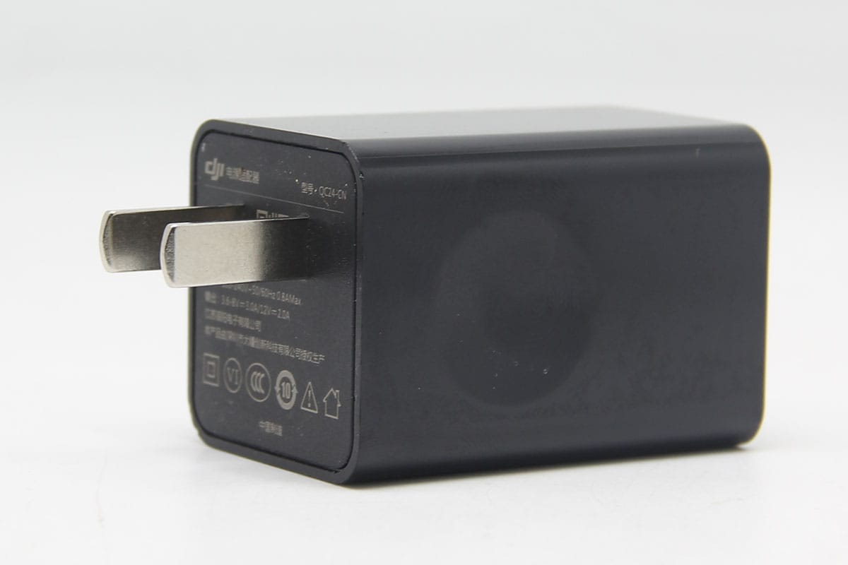 原装大疆 QC充电器 3.6-8V 3A/ 12V 2A 兼容大疆平台充电安卓手机等快充24W