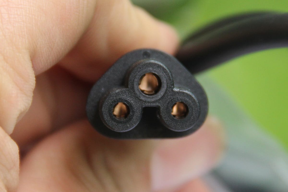 原装戴尔xps系列电脑电源线梅花尾供电线国标美标110-220v AC线