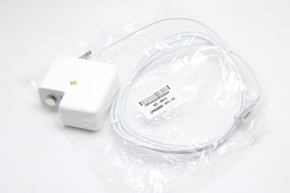 原装牙刷头直头电源适配器45瓦 60瓦 85瓦 老款的电脑10-15年Mac book笔记本电源适配器 原装牙刷头直头电源适配器45瓦 60瓦 85瓦 老款的电脑10-15年Mac book笔记本电源适配器