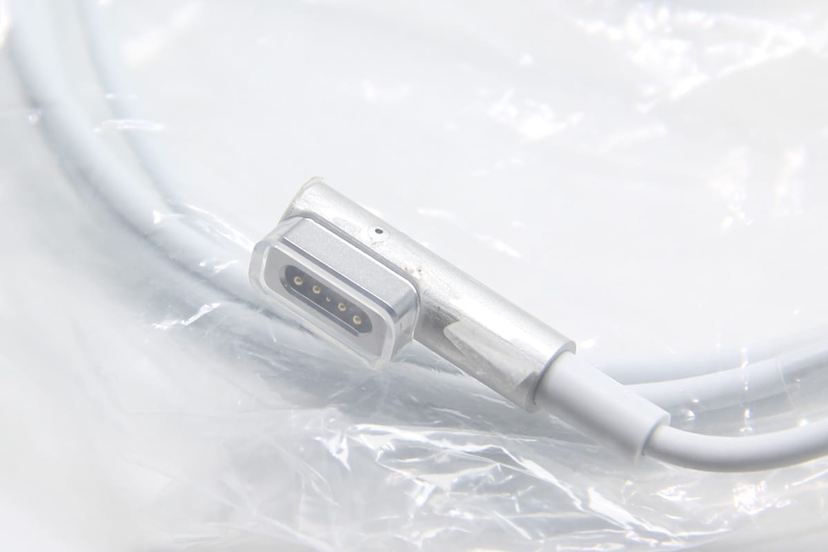 原装牙刷头直头电源适配器45瓦 60瓦 85瓦 老款的电脑10-15年Mac book笔记本电源适配器 原装牙刷头直头电源适配器45瓦 60瓦 85瓦 老款的电脑10-15年Mac book笔记本电源适配器