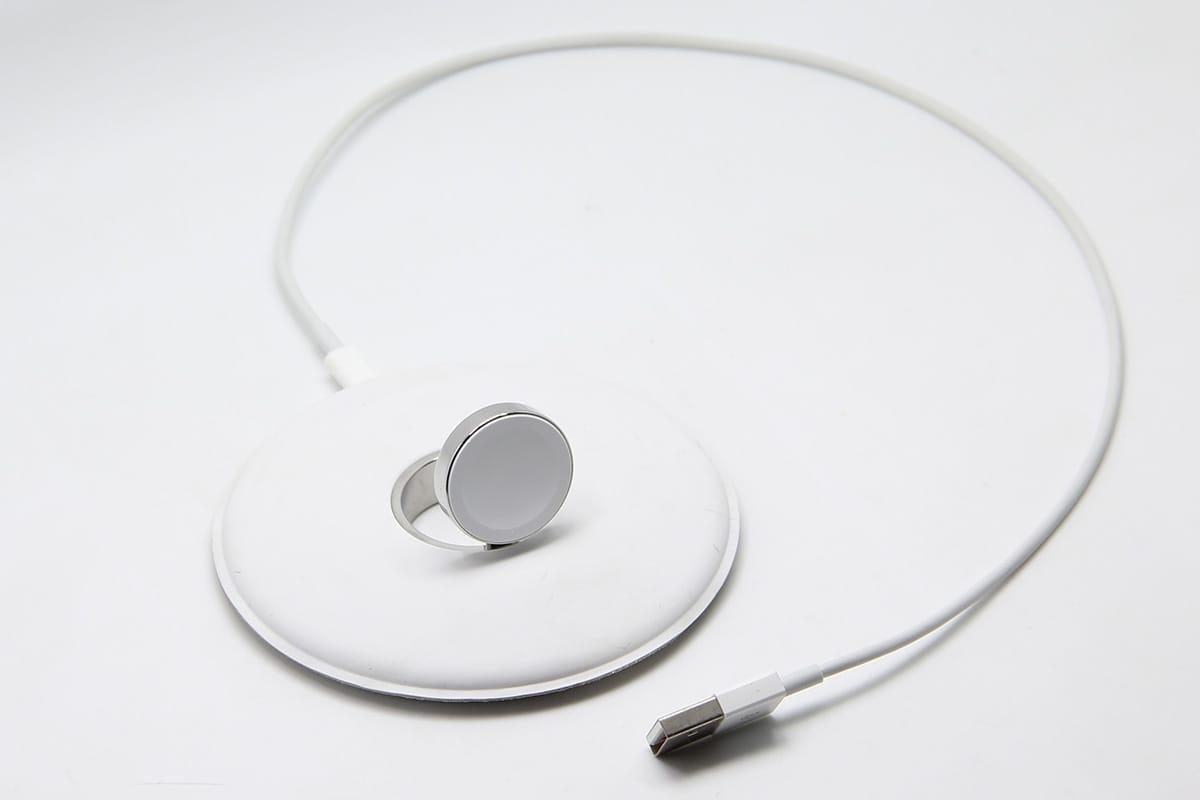 原装牛皮不锈钢苹果手表充电器 apple watch 磁力充电底座 数据线