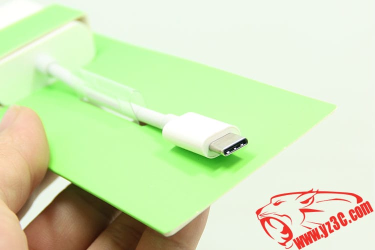 原装美国进口贝尔金TYPE-C至VGA转换器 MacBook pro接外置显示器 F2CU037dsWHTAPL