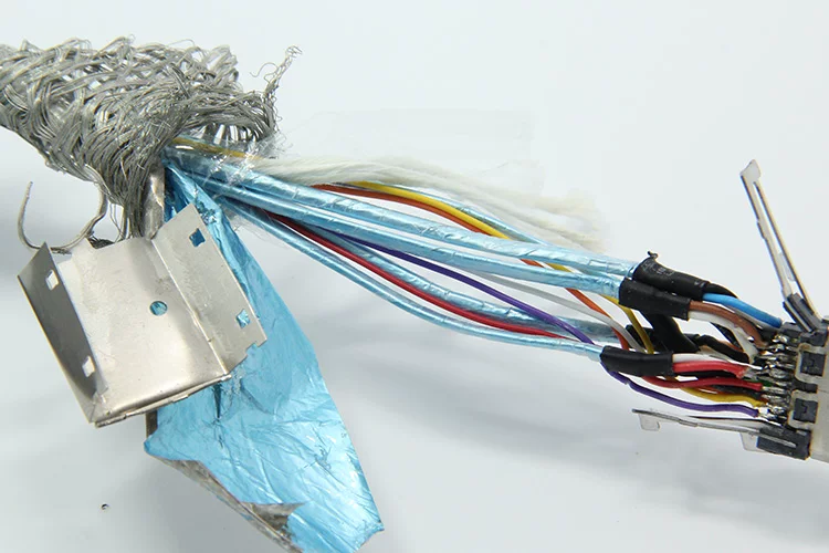原装美国进口staples 粗线大DP转HDMI 电脑接电视 投影仪 数字口影音同步 原装美国进口staples 粗线大DP转HDMI 电脑接电视 投影仪 数字口影音同步