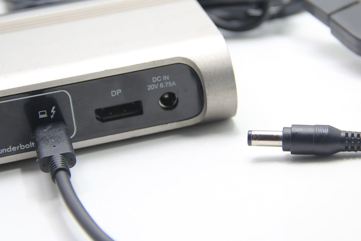 原装美国PLUGABLE TBT3-UD雷电3扩展坞 4k 60hz PD 60瓦反向供电Mac win系统通用型 原装美国PLUGABLE TBT3-UD雷电3扩展坞 4k 60hz PD 60瓦反向供电Mac win系统通用型
