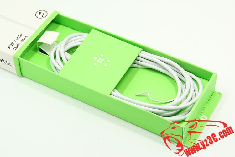 原装贝尔金Belkin 3.5 毫米直角迷你立体声 AUX音频线2米