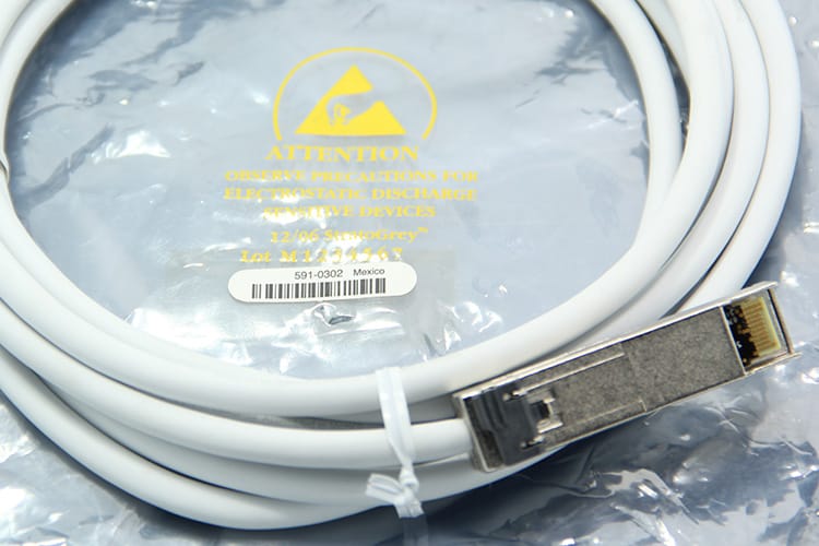 原装进口堆叠线 591-0302 4GB fibre optic r76 3m长服务器线
