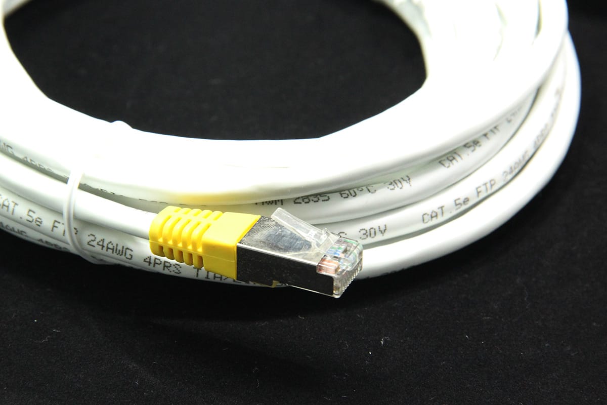 原装进口vodafone TV Center 2000双绞线千兆网线带地线防雷铝箔纸屏蔽层7米tv电视iptv网线