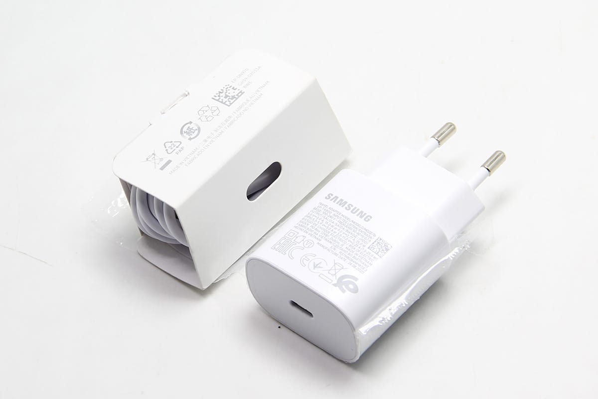 原装EP-TA800 25瓦支持PD协议快充适合iphone18瓦快充note10 三星S10 5G版原装25W USB-C充电器 原装EP-TA800 25瓦支持PD协议快充适合iphone18瓦快充note10 三星S10 5G版原装25W USB-C充电器