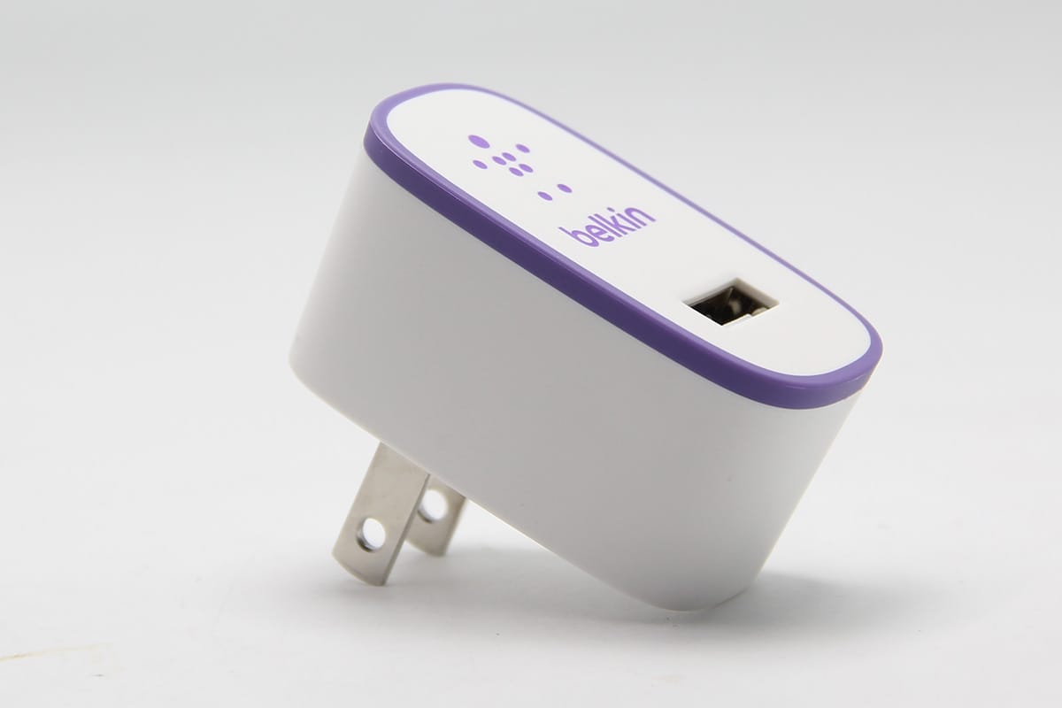 原装Home Charger (10 Watt/2.1 Amp) 彩色 贝尔金 Belkin F8J052 充电器 适用于iPhone ipad 10瓦 5v 2.1A快充