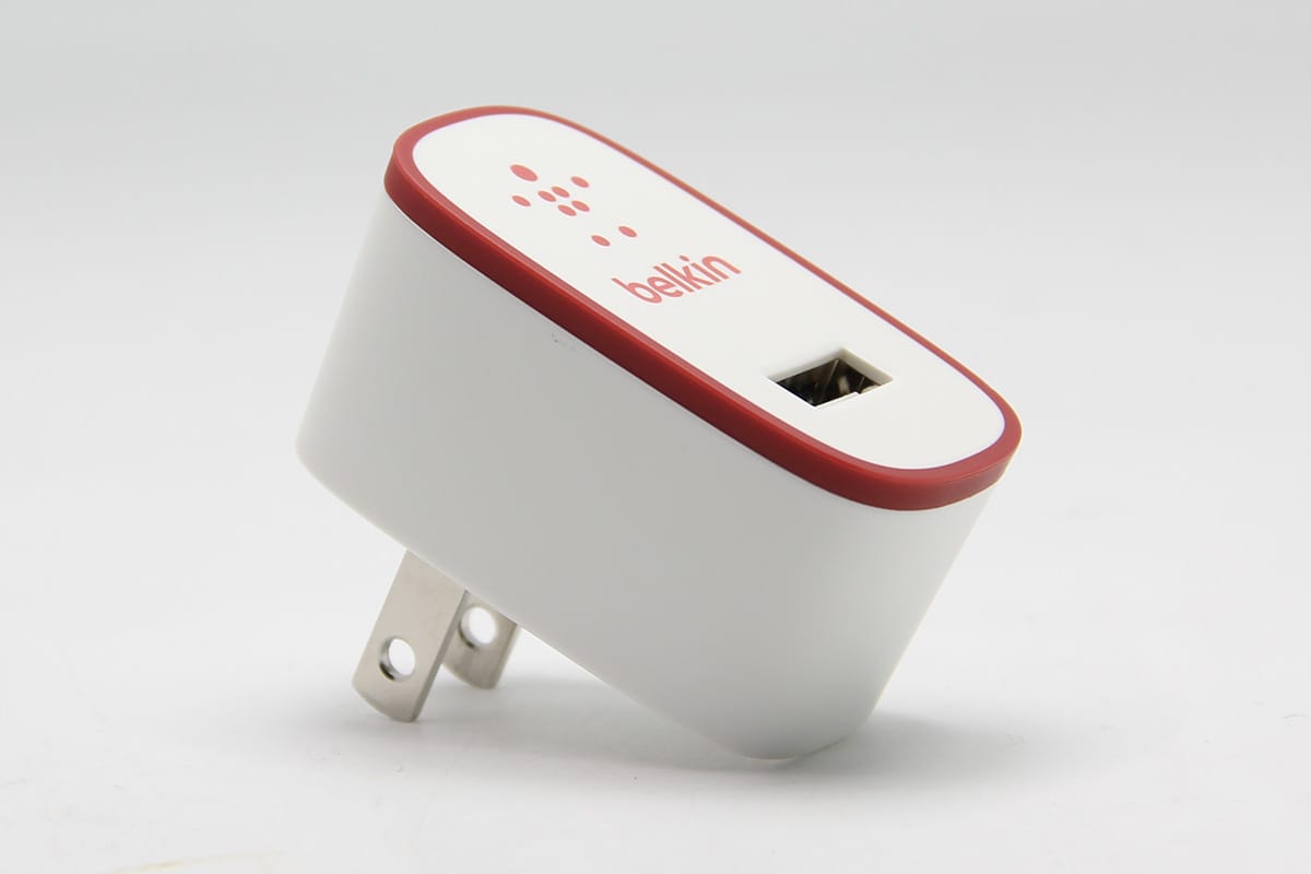原装Home Charger (10 Watt/2.1 Amp) 彩色 贝尔金 Belkin F8J052 充电器 适用于iPhone ipad 10瓦 5v 2.1A快充