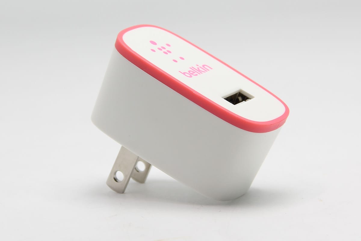 原装Home Charger (10 Watt/2.1 Amp) 彩色 贝尔金 Belkin F8J052 充电器 适用于iPhone ipad 10瓦 5v 2.1A快充