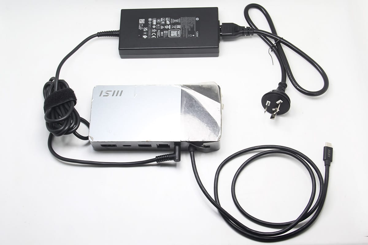 微星 MSI  MS-1P15 USB-C 扩展坞 Gen 2 DP1.4 USB3.2 gen2 100瓦PD供电