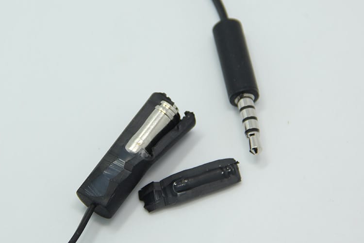微软 Xbox One 原装配件 立体声耳机适配器2.5mm-3.5mm原配连接线