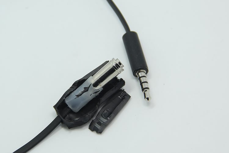 微软 Xbox One 原装配件 立体声耳机适配器2.5mm-3.5mm原配连接线
