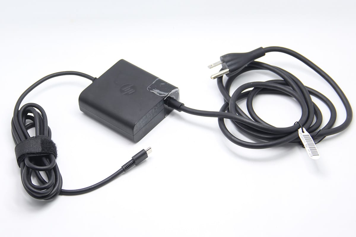 惠普多电压65瓦USB-C旅行TYPE-C电源充电适配器PD3.0 5V 3A/9V 3A/10V 5A/12V 5A/15V 4.33A/20V 3.25A