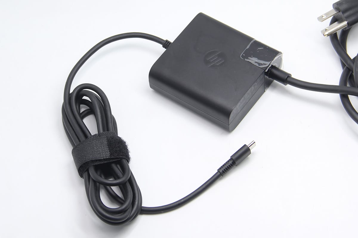 惠普多电压65瓦USB-C旅行TYPE-C电源充电适配器PD3.0 5V 3A/9V 3A/10V 5A/12V 5A/15V 4.33A/20V 3.25A
