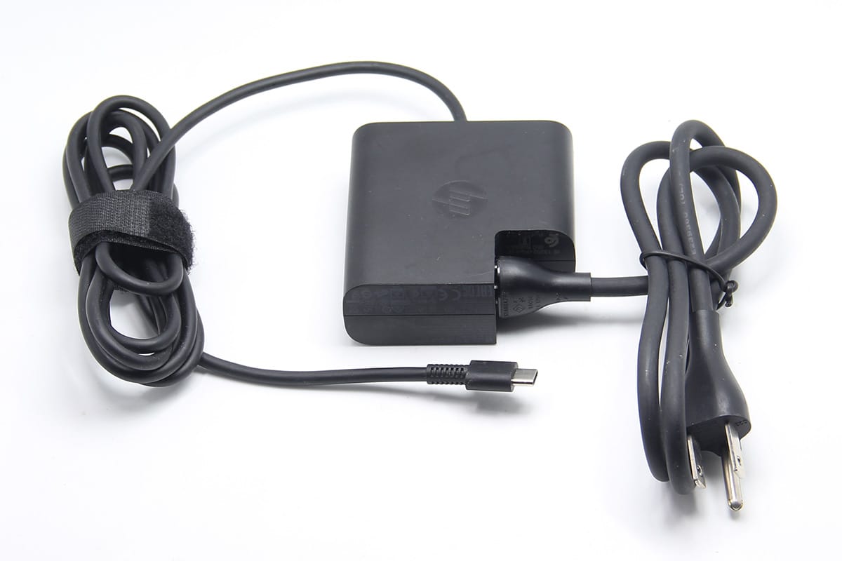 惠普多电压65瓦USB-C旅行TYPE-C电源充电适配器PD3.0 5V 3A/9V 3A/10V 5A/12V 5A/15V 4.33A/20V 3.25A