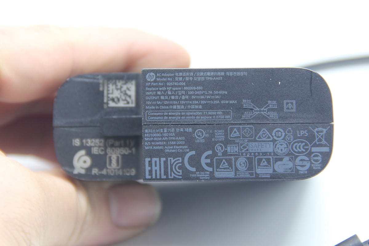惠普多电压65瓦USB-C旅行TYPE-C电源充电适配器PD3.0 5V 3A/9V 3A/10V 5A/12V 5A/15V 4.33A/20V 3.25A
