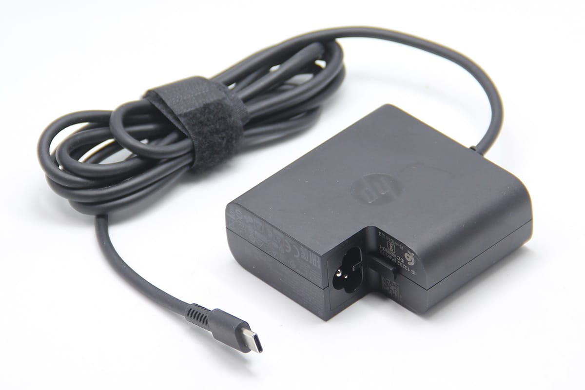 惠普多电压65瓦USB-C旅行TYPE-C电源充电适配器PD3.0 5V 3A/9V 3A/10V 5A/12V 5A/15V 4.33A/20V 3.25A