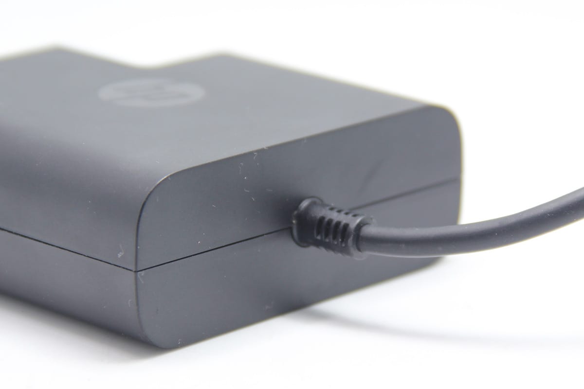 惠普多电压65瓦USB-C旅行TYPE-C电源充电适配器PD3.0 5V 3A/9V 3A/10V 5A/12V 5A/15V 4.33A/20V 3.25A