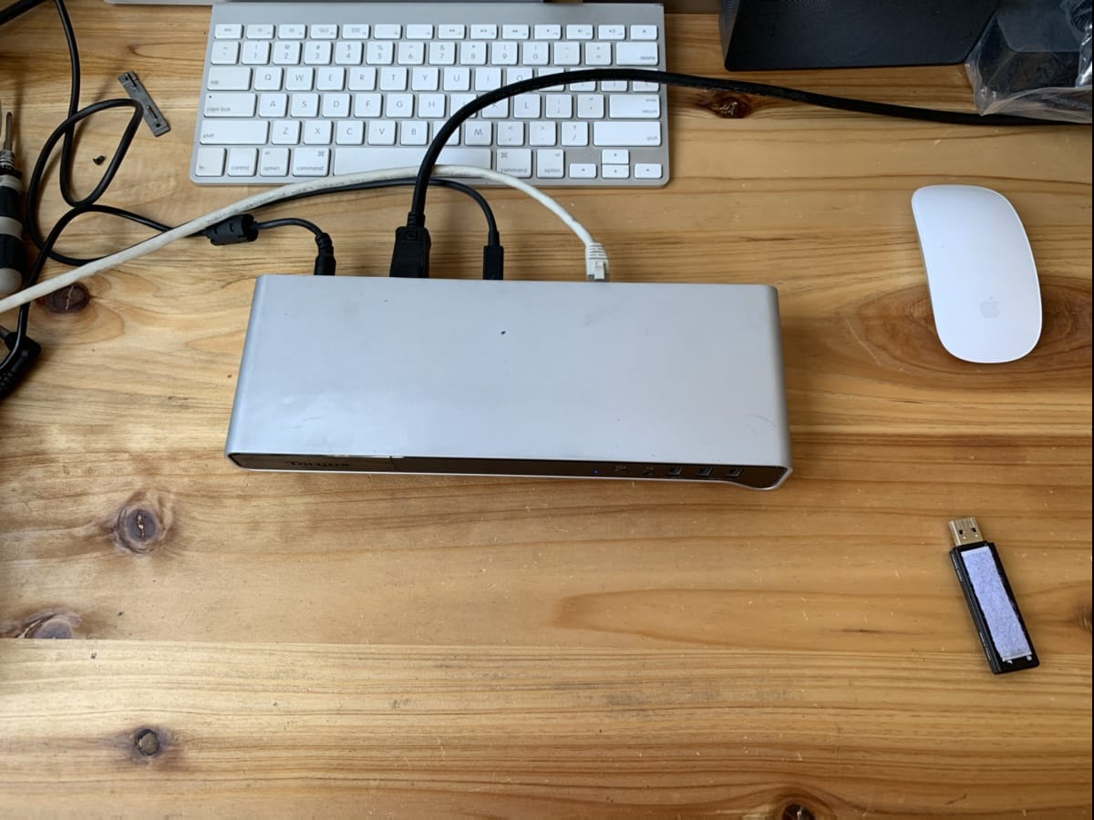 泰格斯 Dock210 雷电2扩展坞 7个USB3.0 双DP 千兆以太网 1个雷电2扩2个DP显示器