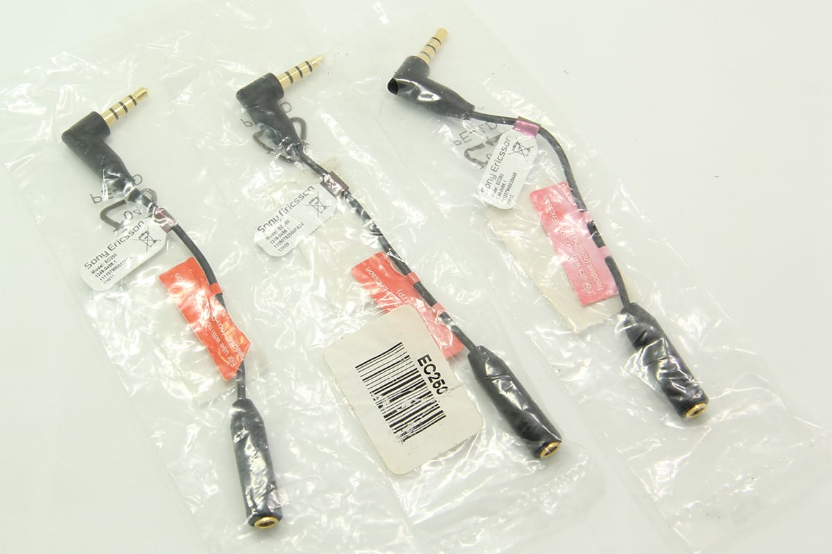 索尼 R800/R800X EC250耳机适配器(1249 - 0456)3.5mm公对母音频延长线 索尼 R800/R800X EC250耳机适配器(1249 - 0456)3.5mm公对母音频延长线