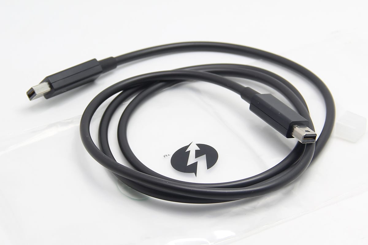苹果1米雷电2数据线Thunderbolt2高速传输20G雷雳口雷电硬盘盒连接线