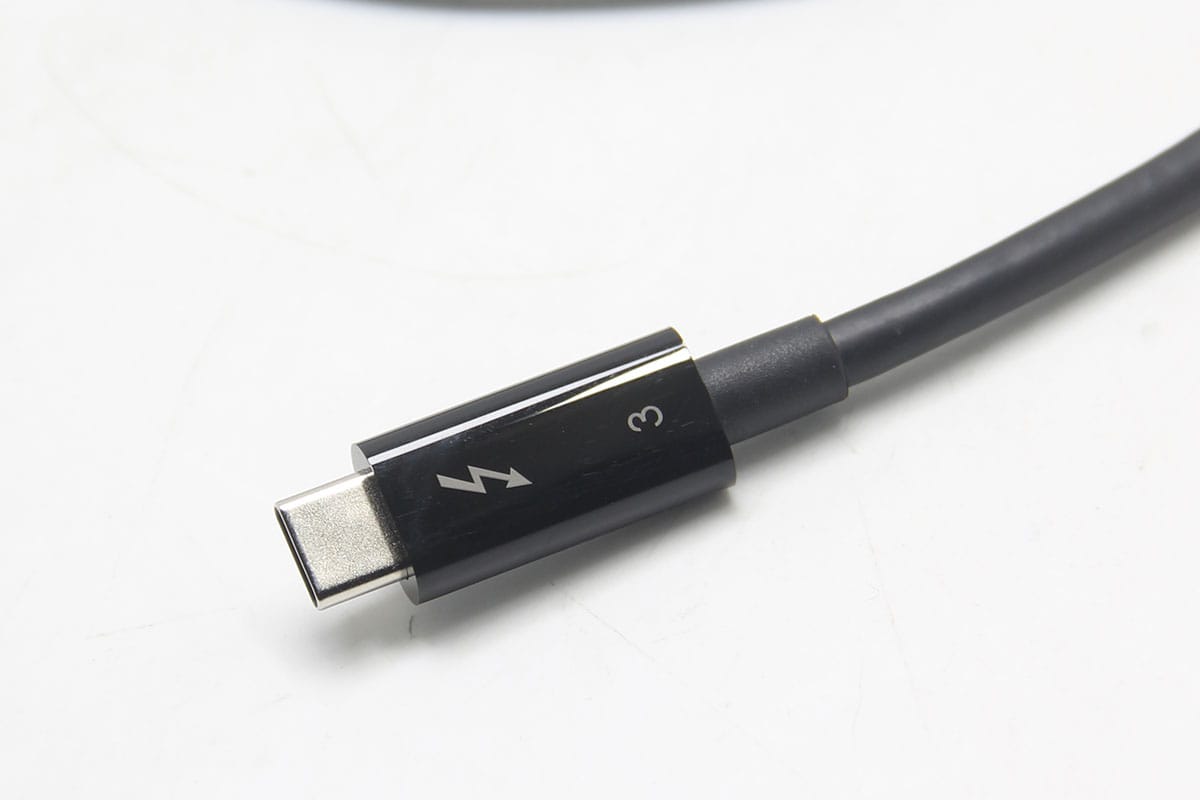 贝尔金 belkin 雷电3数据线0.8米100瓦PD满速40G带宽 5K/8K显示器信号线