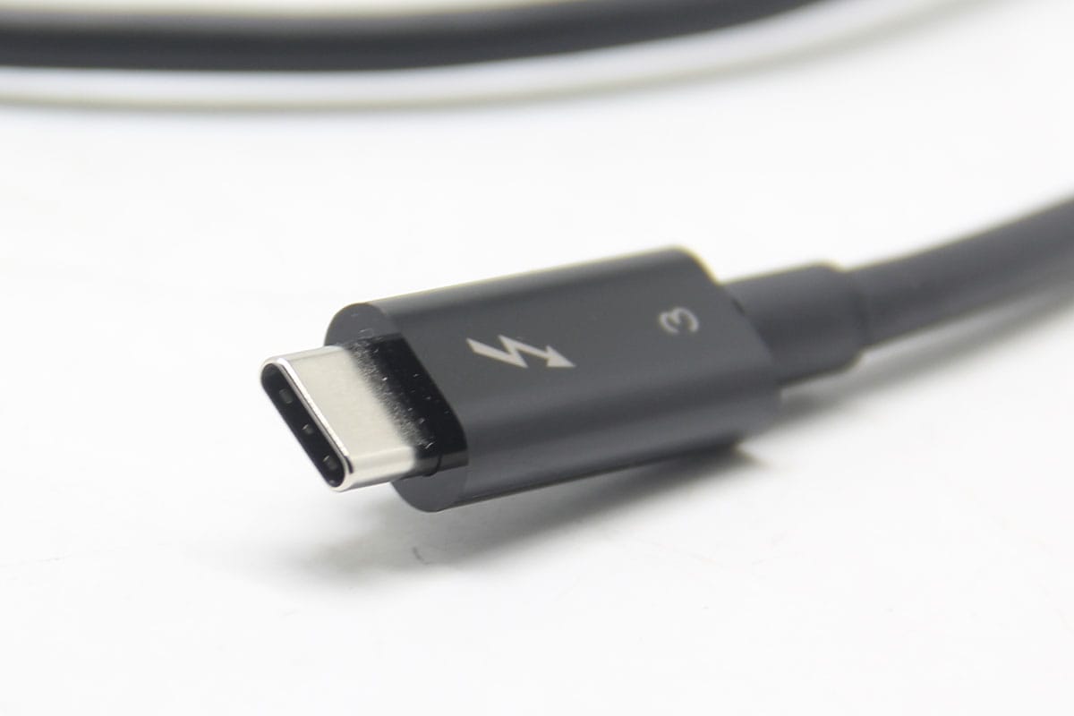 贝尔金 belkin 雷电3数据线0.8米100瓦PD满速40G带宽 5K/8K显示器信号线