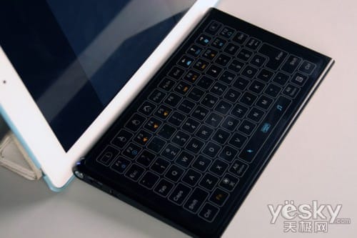 资料：云控制 FelTouch Magic蓝牙触控键鼠评测