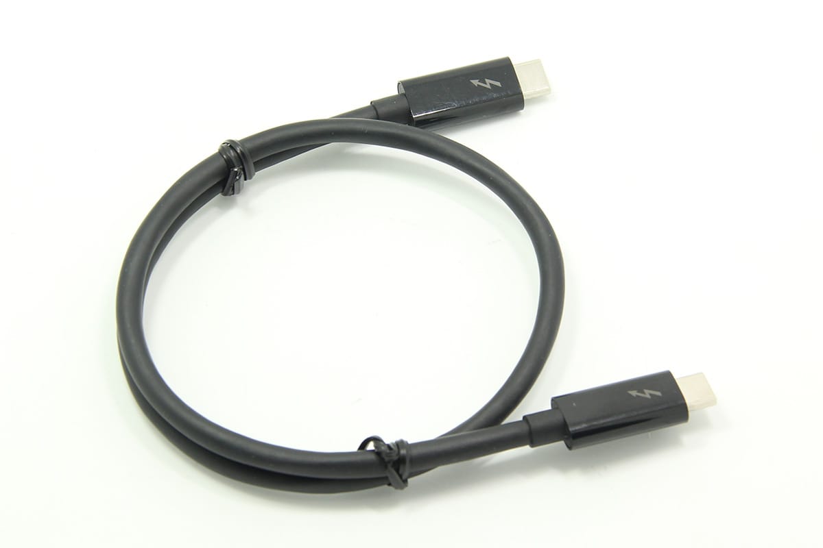 雷电3USB数据线Type-C公对公MacBook充电Thunderbolt 3连接线0.5米