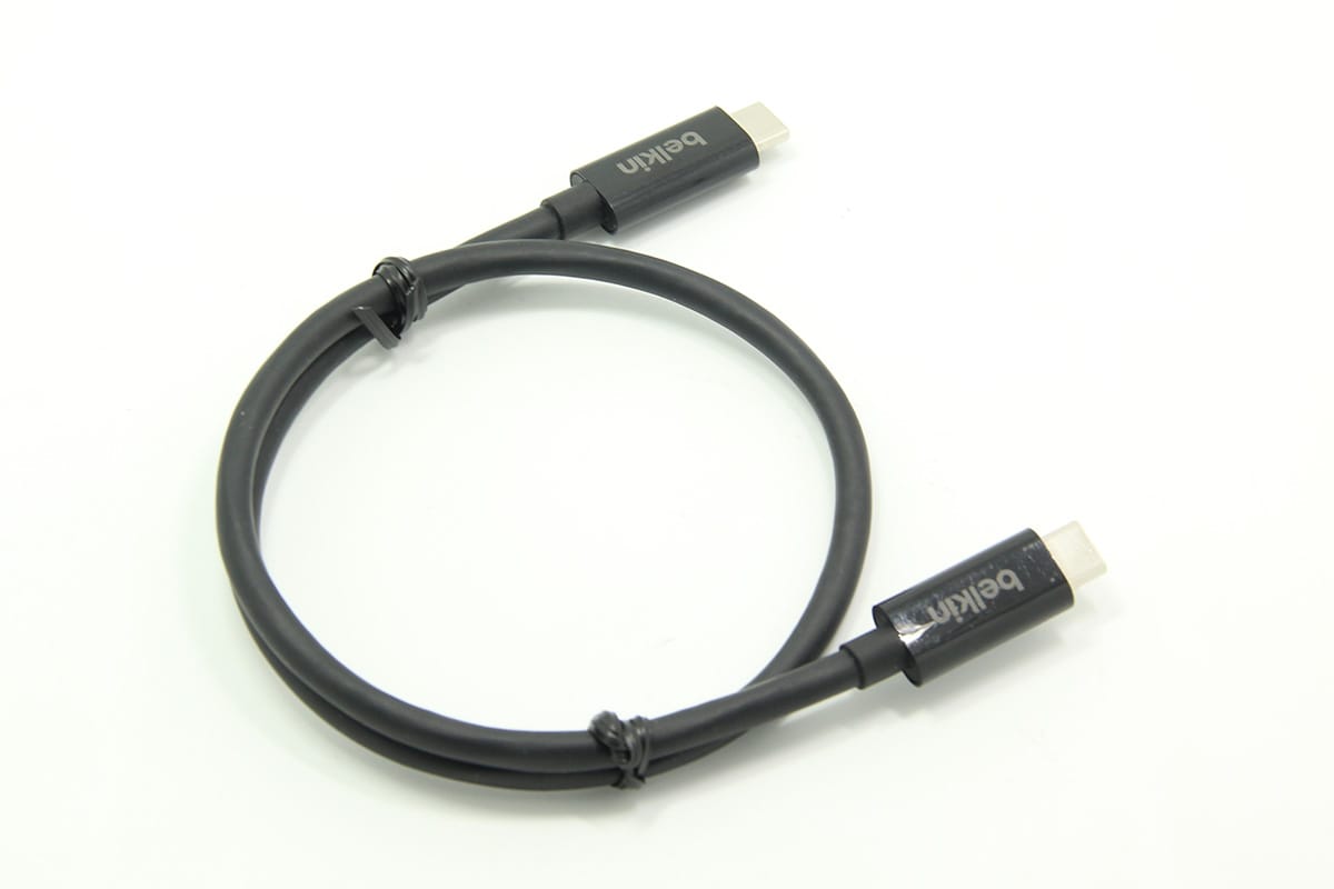 雷电3USB数据线Type-C公对公MacBook充电Thunderbolt 3连接线0.5米