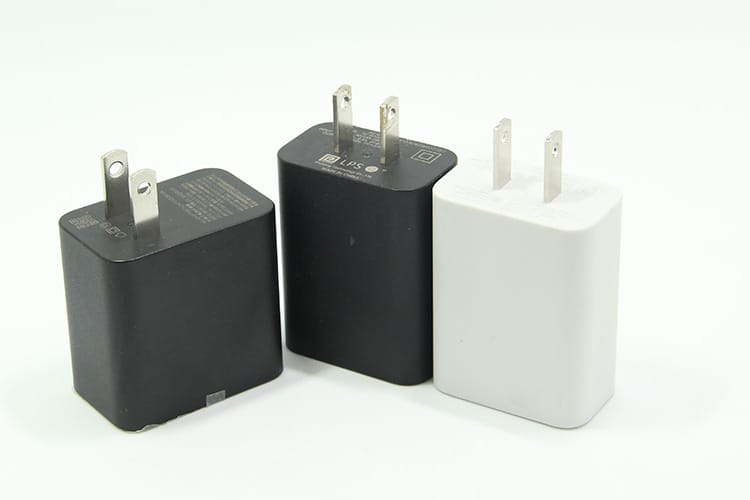 飞宏代工HTC usb-c充电器5v 3A及9v 2A 快充模式火牛手机充电器适用于HTC