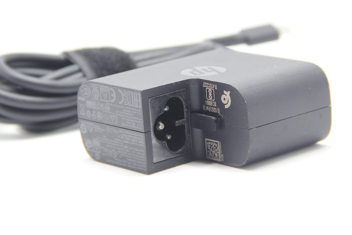 HP多电压输出45瓦便携TYPE-C电源适配器USB-C TPN-LA06 20V 2.25A