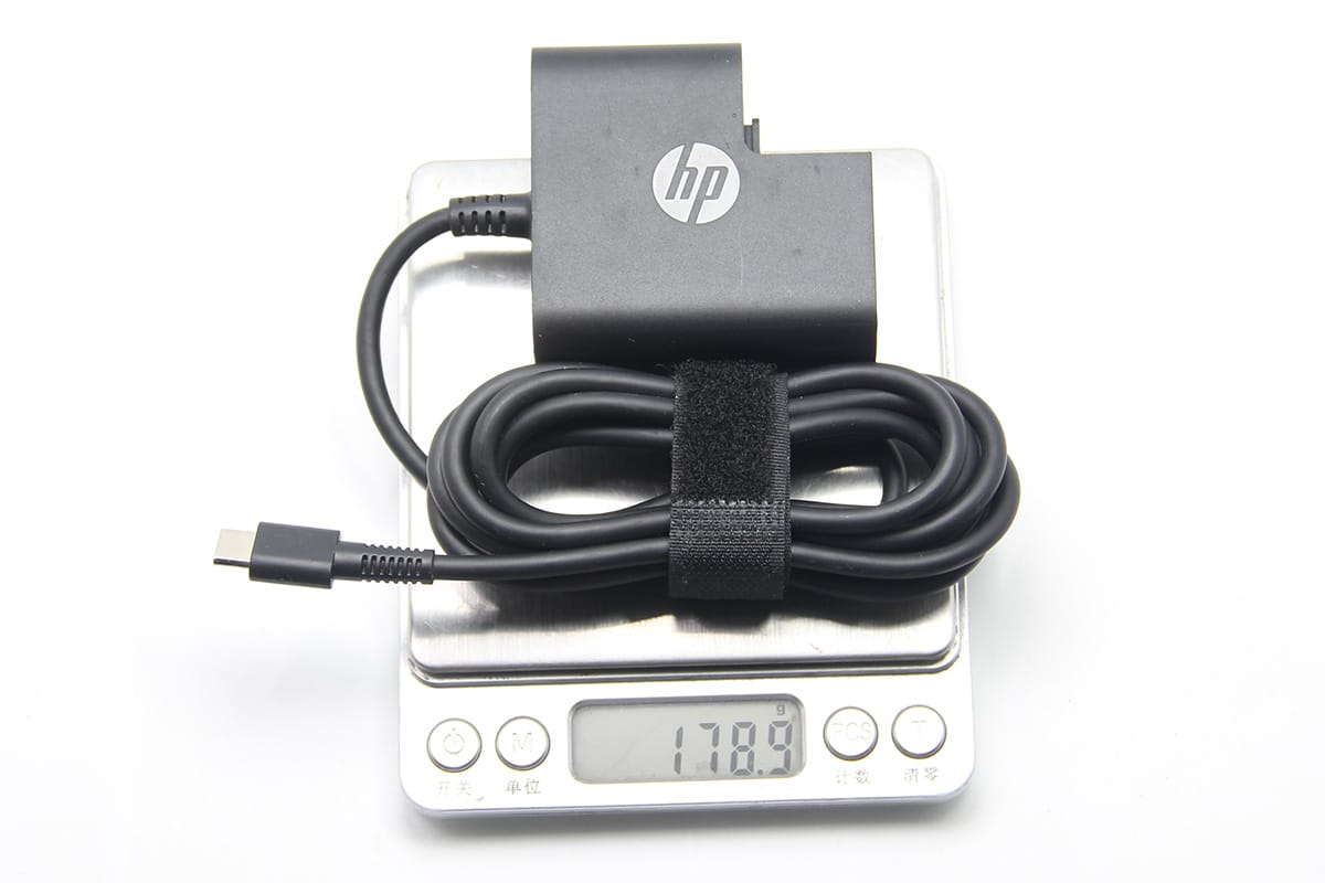 HP多电压输出45瓦便携TYPE-C电源适配器USB-C TPN-LA06 20V 2.25A